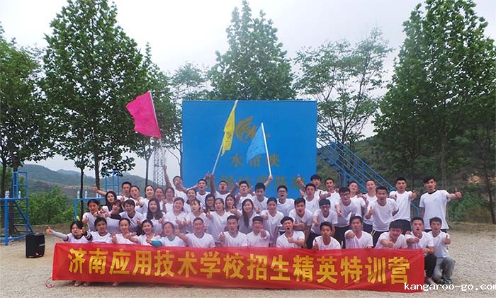 6-1F51211244CO.jpg